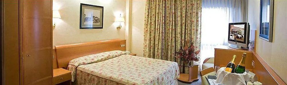 Hotel Abando Бильбао
